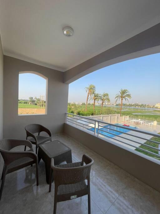 Royal Nile Villa - Nile View Apartment 1 Luxor Esterno foto