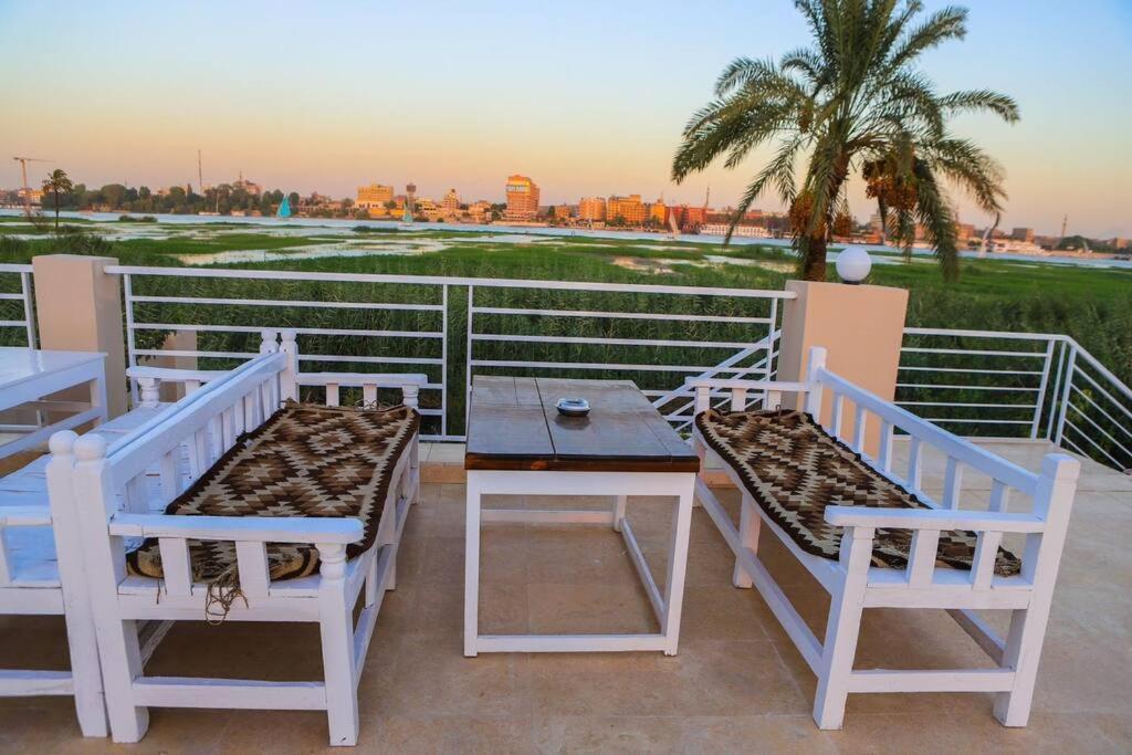 Royal Nile Villa - Nile View Apartment 1 Luxor Esterno foto